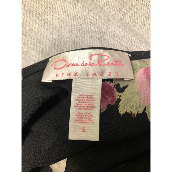 Oscar de la Renta Nightie & Robe Set - Picture 9 of 9